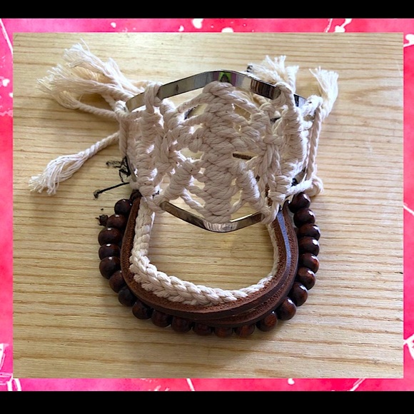 New! Set of Two Bracelets! - Picture 1 of 8